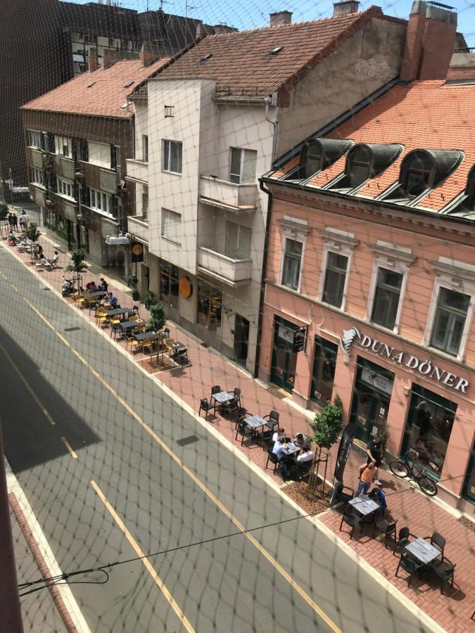 セゲドDom Square-Centrum-Free Parkingアパートメント エクステリア 写真